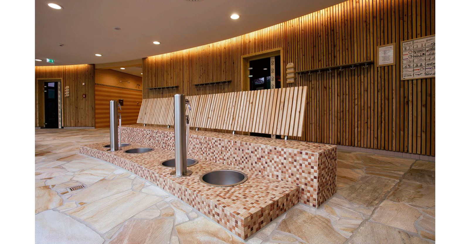 Bazenska keramika i okoliš | Sauna construction at the SeilerSeeBad, Iserlohn, Njemačka | MODENA Keramital
