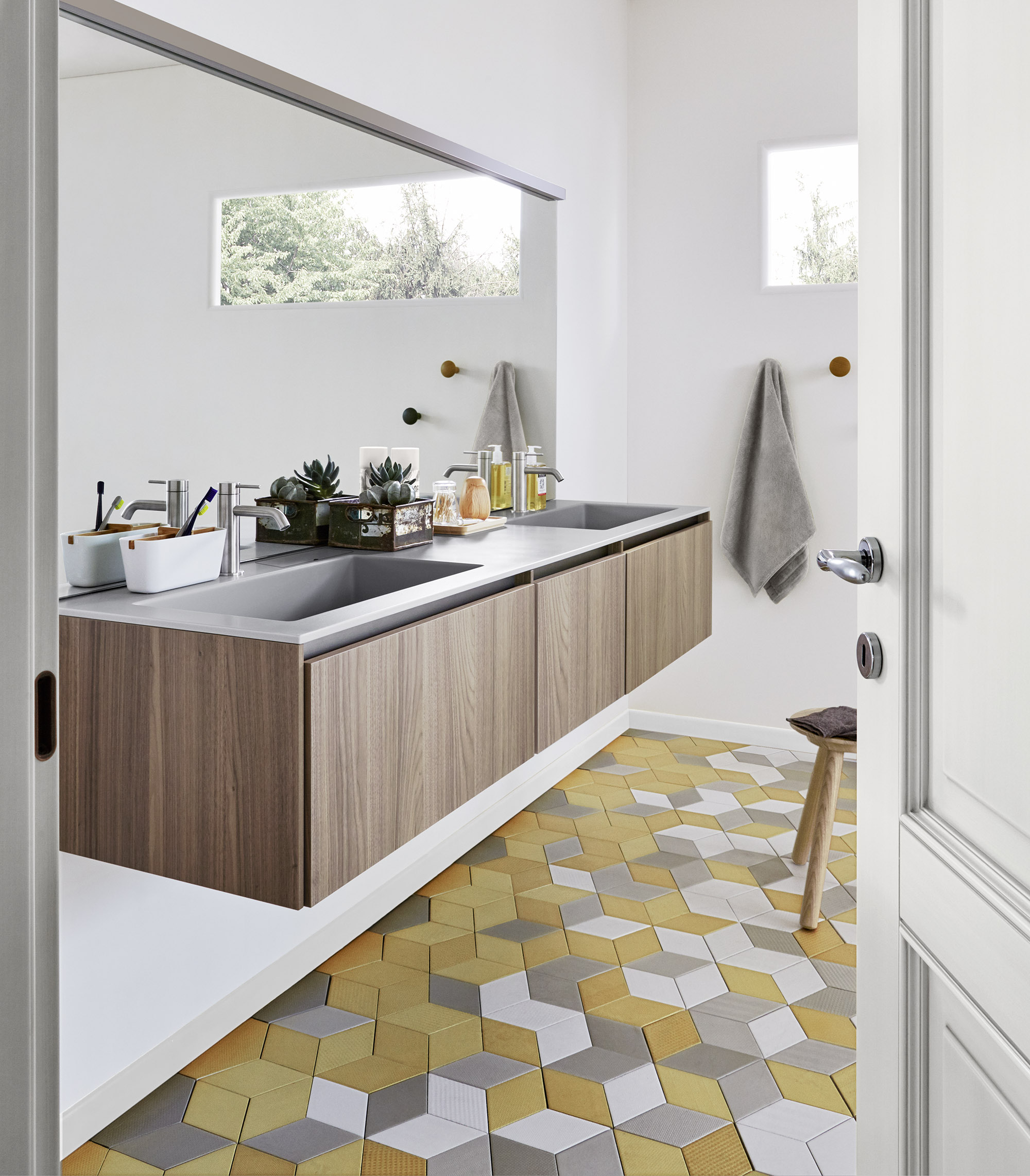 Kupaonska oprema Rexa design | R1 | MODENA Keram Ital | kupaonski namještaj