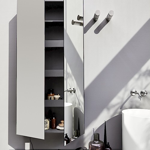 Kupaonska oprema Rexa design | R1 | MODENA Keram Ital | kupaonski namještaj