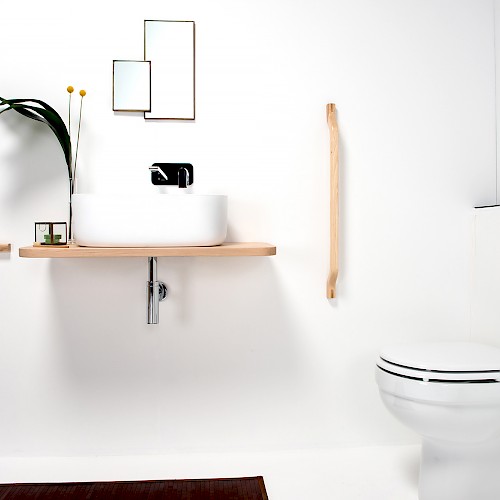 Kupaonska oprema EVER life design | Feel | Monica Graffeo | MODENA Keram Ital | kupaonski namještaj